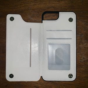 White leather IPhone 8’s plus case